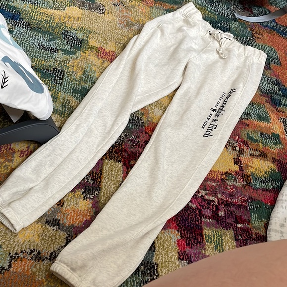 A&f logo sweatpants heather grey size small like new - Picture 5 of 5